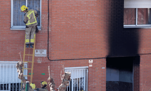 Incendio en un bloque de viviendas en Rubí, Barcelona dejó 3 muertos