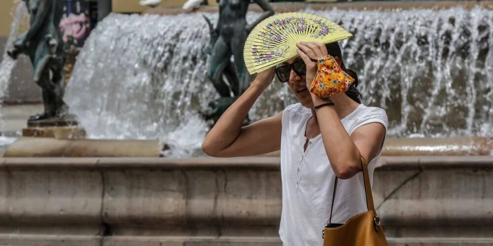 Tercera ola de calor de este verano en España viene con altas temperaturas y noches sofocantes