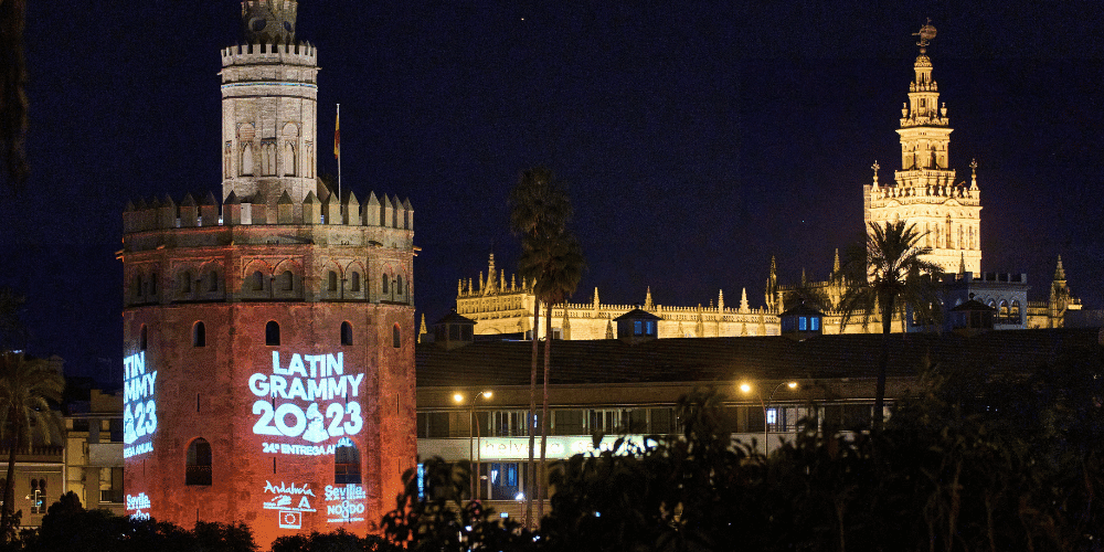 Sevilla cuenta las horas para los Latin Grammy, con Camilo y Shakira como favoritos