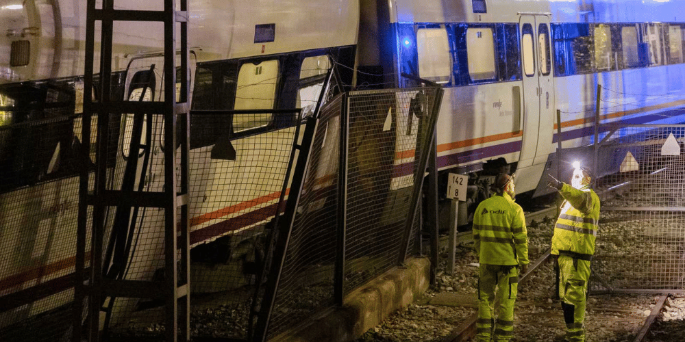 colision-dos-trenes-alora-deja-13-heridos-270-evacuados-migrandoaeuropa.com