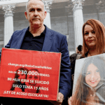 Padres de la adolescente de 15 años que se suicidó en 2021 por presunto acoso demandan a su escuela de Barcelona