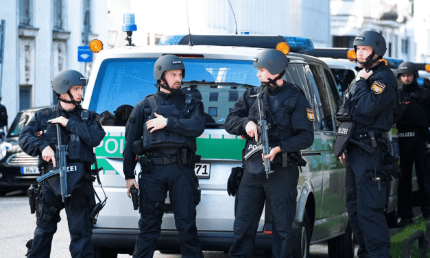 Policía alemana abate a un hombre por disparar cerca del consulado de Israel en Munich