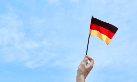 Blue Card Alemania: Requisitos para Trabajadores Cualificados y Guía para Extranjeros