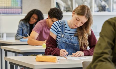El Bachillerato Internacional en Cataluña: clases en catalán y exámenes en castellano