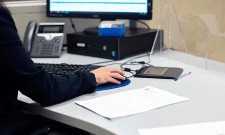 El Gobierno inicia el trámite para la jornada de 35 horas en la Administración del Estado