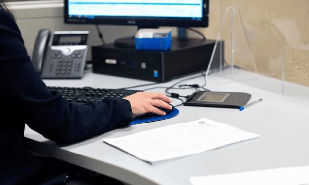 El Gobierno inicia el trámite para la jornada de 35 horas en la Administración del Estado