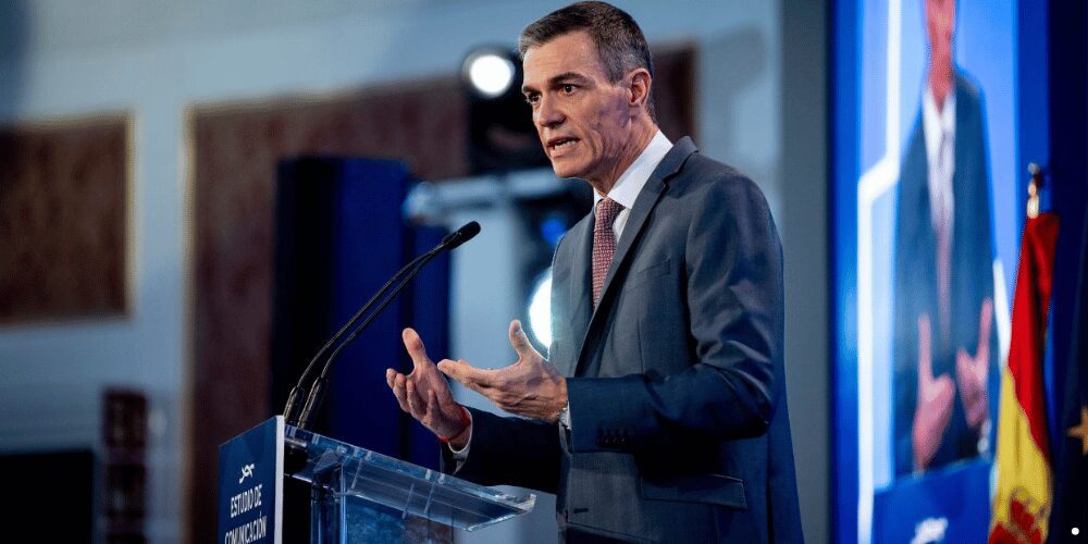 Prohibición redes sociales menores 16 años: Sánchez anuncia nueva Ley de Protección Digital